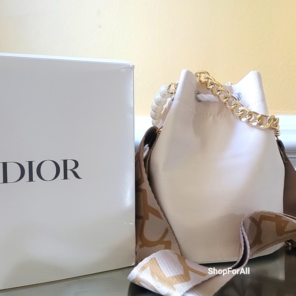 Dior - Picture 9 of 12